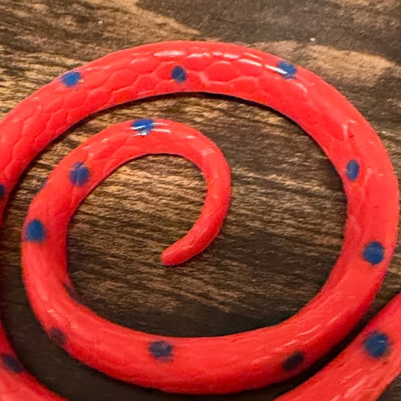 Colorful Snake Figurines - Picture 5 of 7